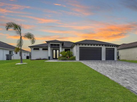 212 SW 29th AVE CAPE CORAL FL 33991