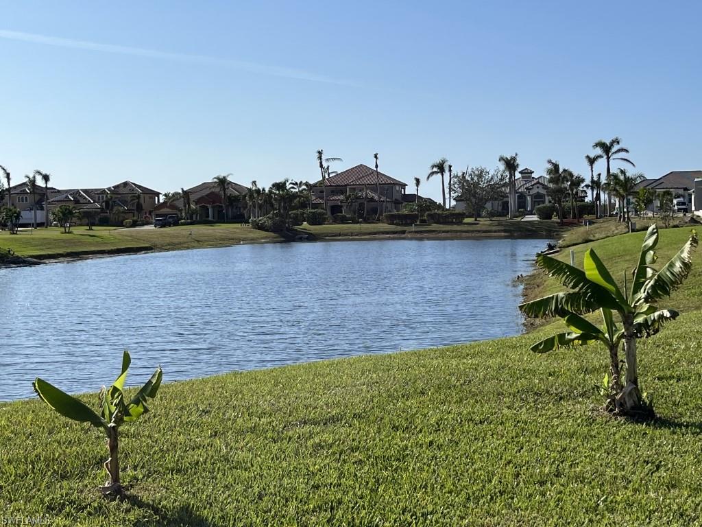 916 W Cape Estates CIR