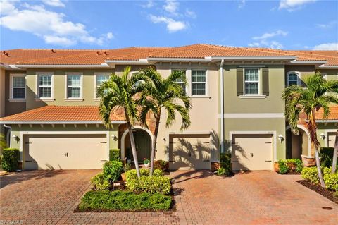 10806 Alvara Point DR BONITA SPRINGS FL 34135