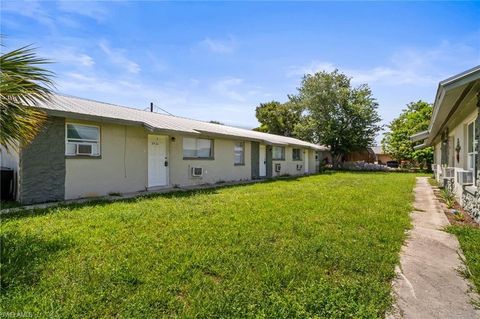 3215 Jeffcott ST FORT MYERS FL 33916