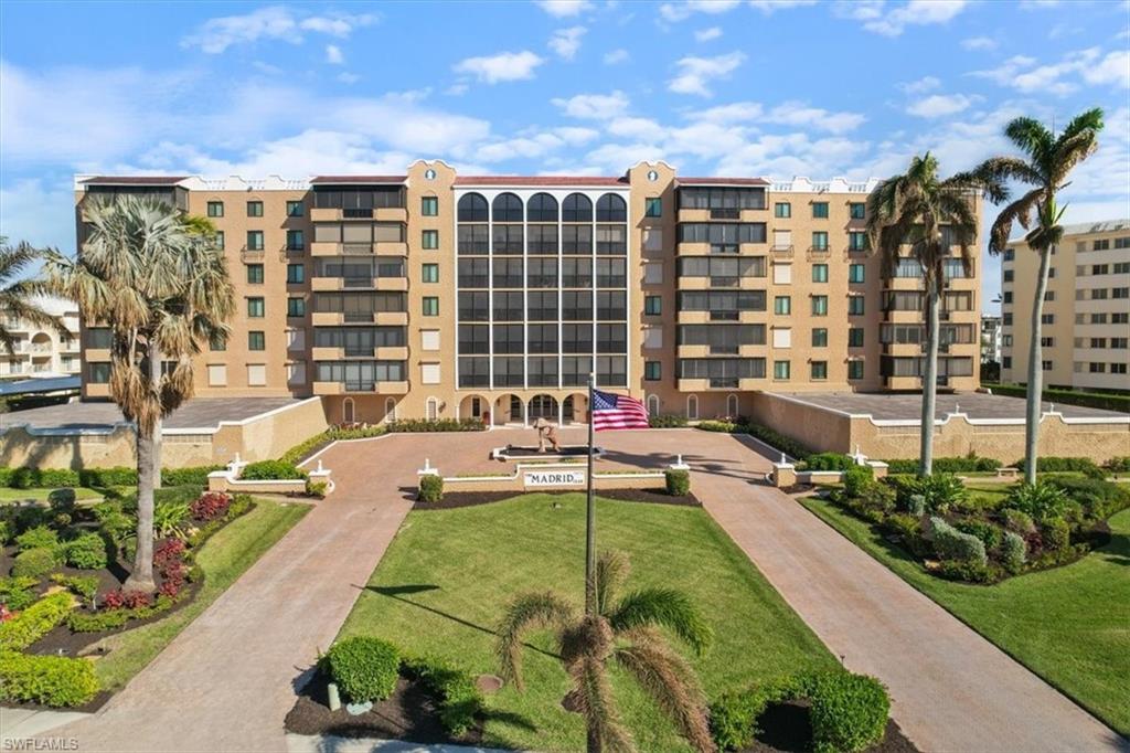 Naples, Florida 34103, United States, 2 Bedrooms Bedrooms, ,2 BathroomsBathrooms,Residential,Active,26827