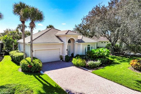 8923 Dartmoor WAY FORT MYERS FL 33908