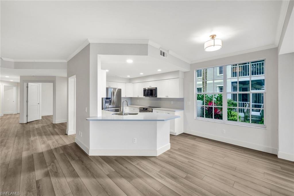 4121 Bayhead DR 101