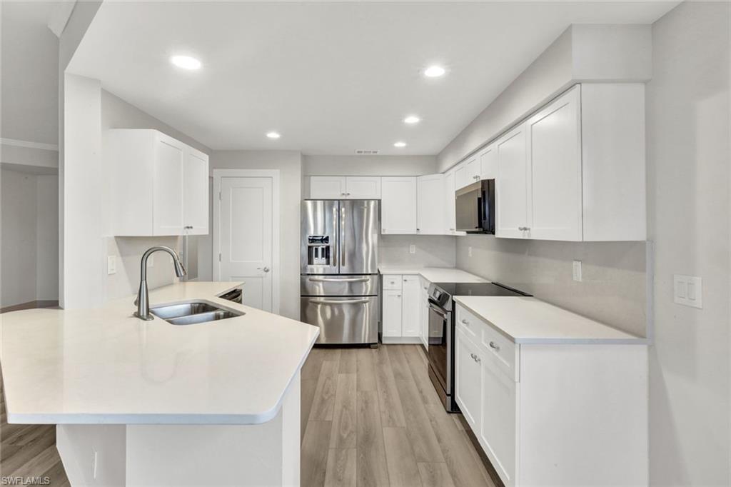 4121 Bayhead DR 101