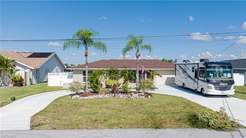 2017 Everest PKWY, Cape Coral, FL 33904 - #: 223087951