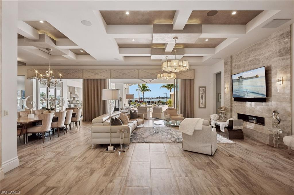 17406 Via Lugano CT