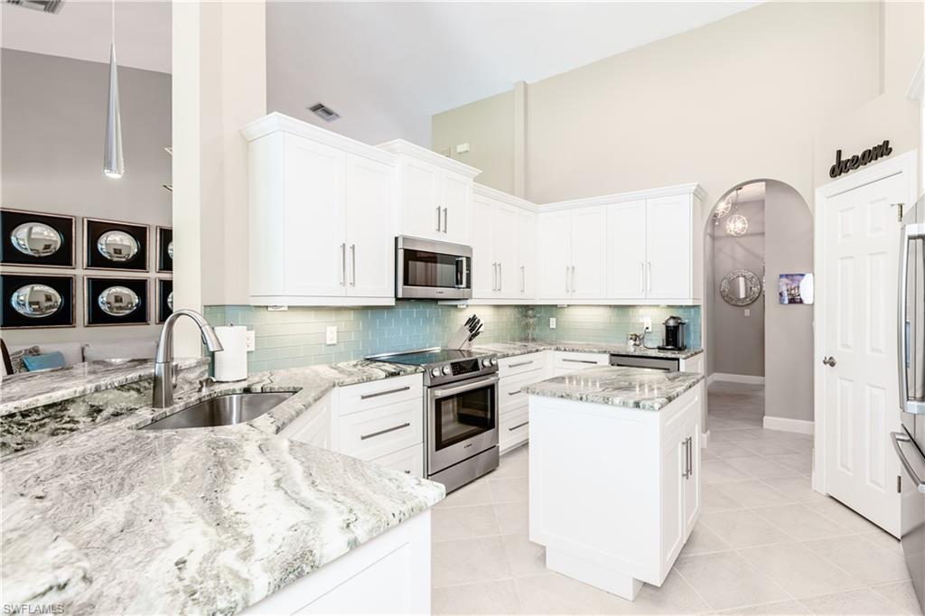 Estero, Florida 33928, United States, 3 Bedrooms Bedrooms, ,2 BathroomsBathrooms,Residential,Active,87481