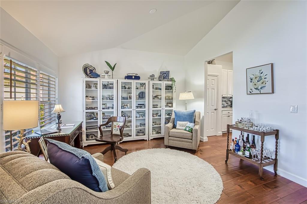9143 Shadow Glen WAY