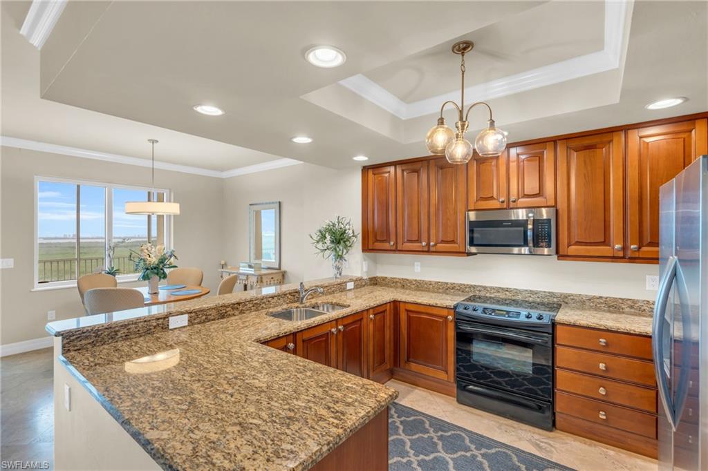4751 West Bay BLVD 1005