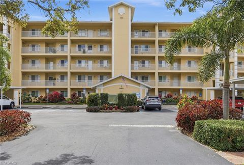 19851 Breckenridge DR 102 ESTERO FL 33928