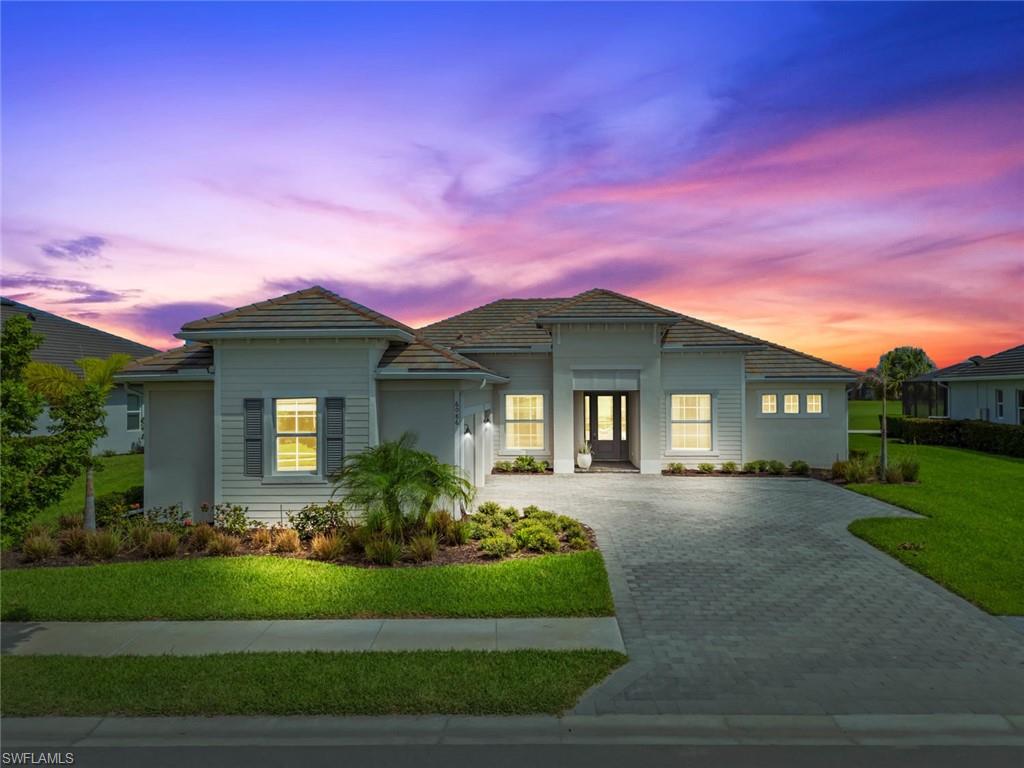 6086 Artisan CT