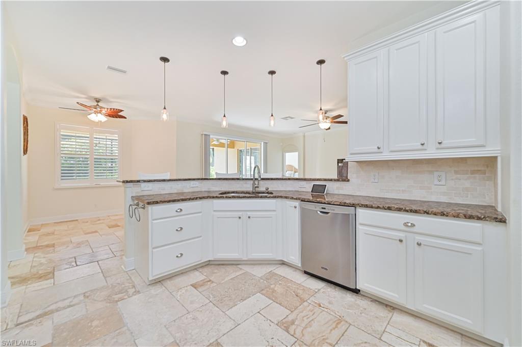 Alva, Florida 33920, United States, 3 Bedrooms Bedrooms, ,3 BathroomsBathrooms,Residential,Active,51327