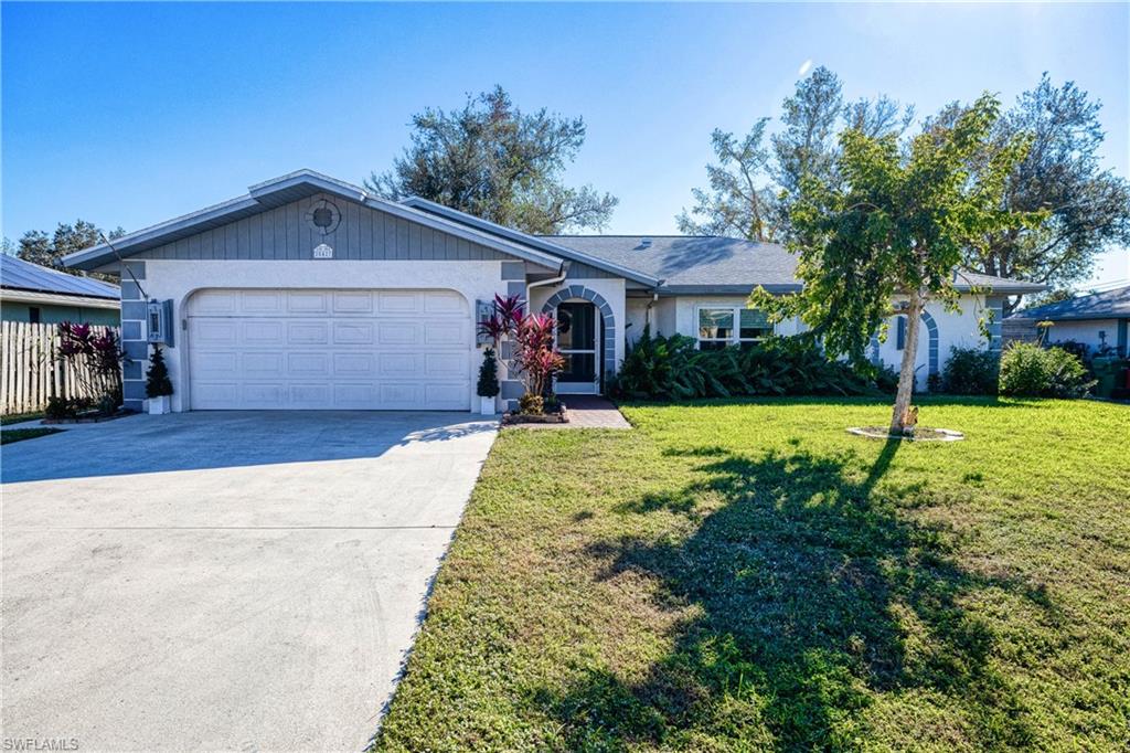 28427 Sabal Palm DR