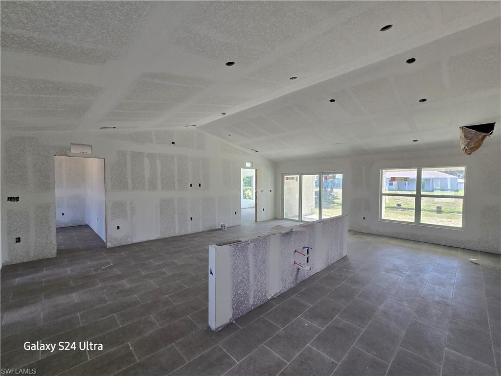4214 NE 23rd PL
