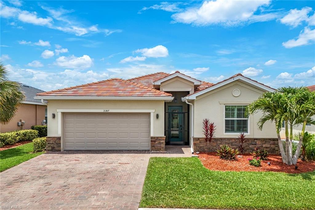 3147 Walnut Grove LN