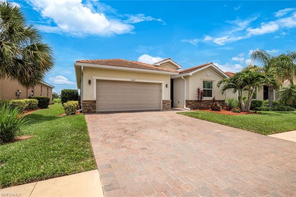 3147 Walnut Grove LN