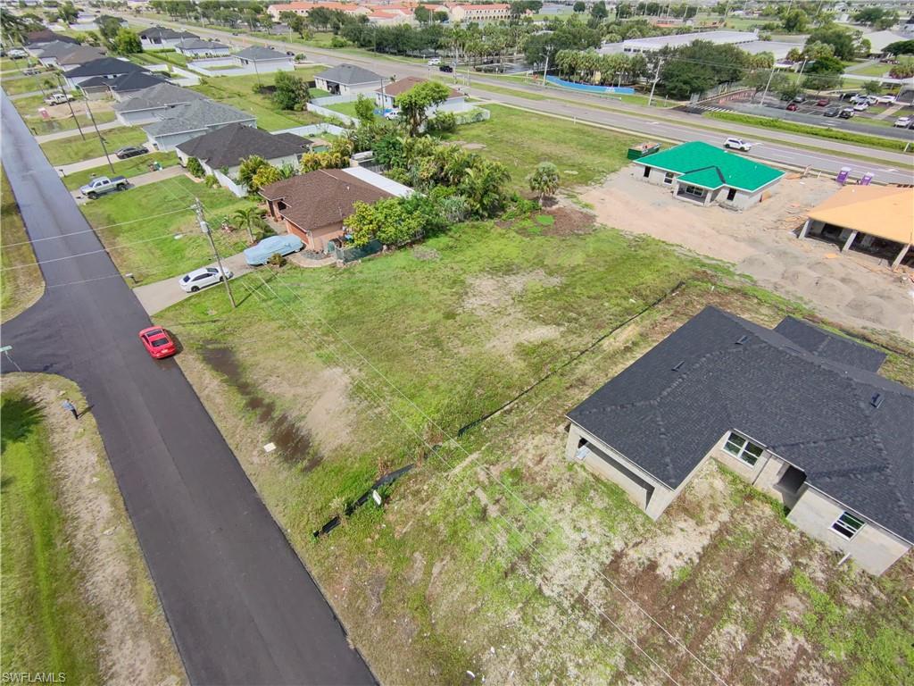 437 NW 16th PL