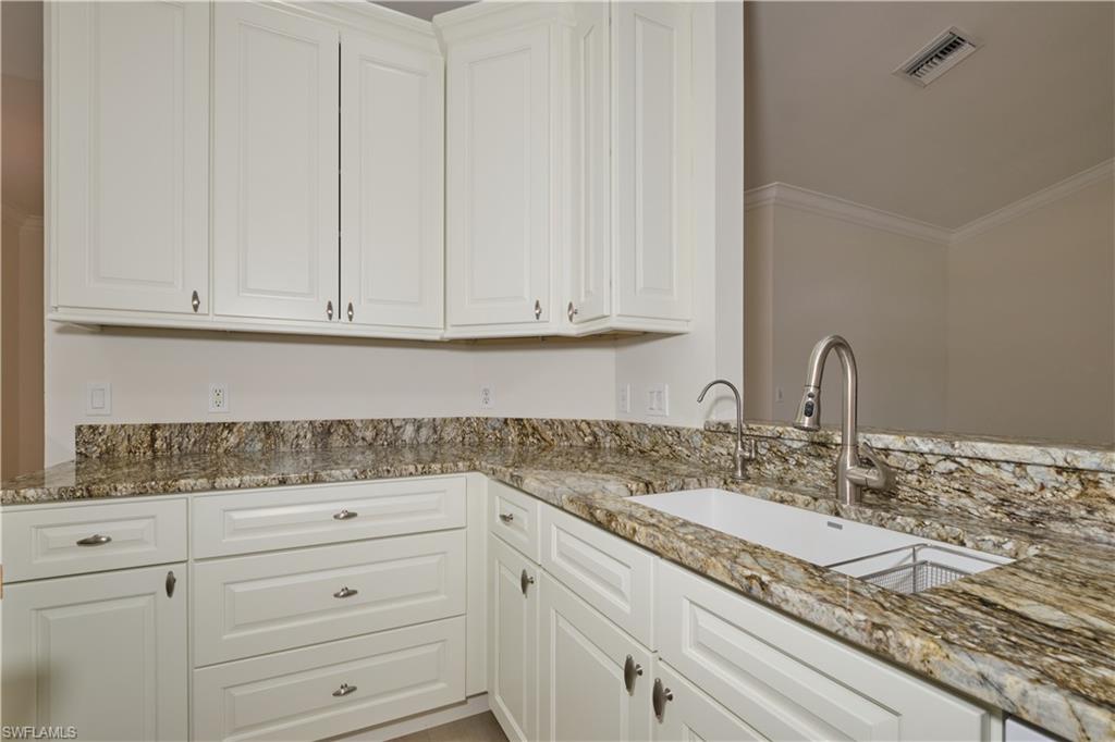 Fort Myers, Florida 33908, United States, 4 Bedrooms Bedrooms, ,4 BathroomsBathrooms,Residential,Contingent,154435