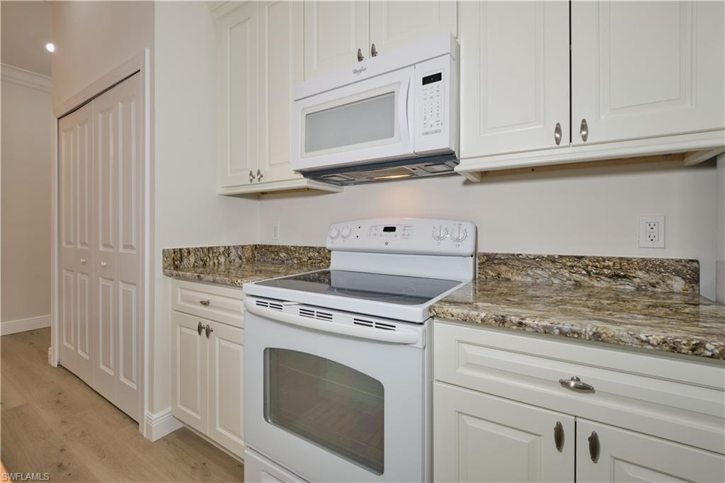 Fort Myers, Florida 33908, United States, 4 Bedrooms Bedrooms, ,4 BathroomsBathrooms,Residential,Contingent,154435