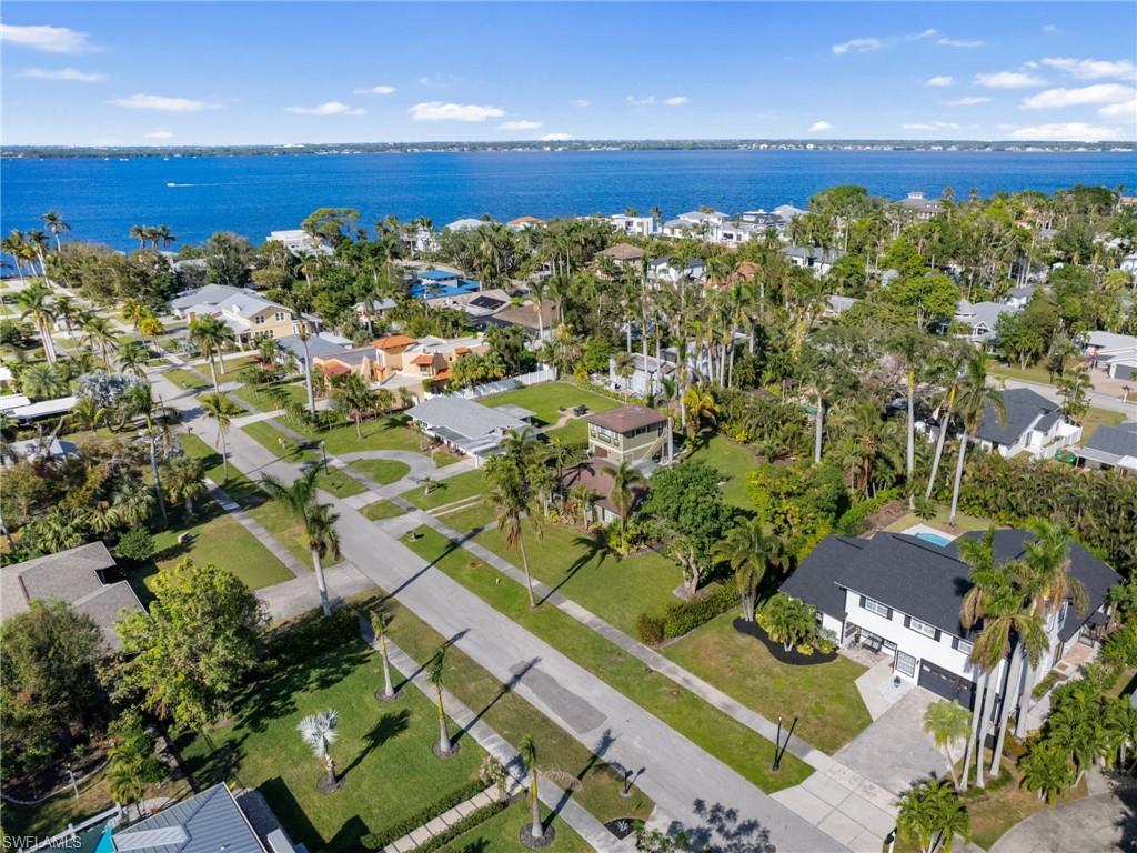 1341 Coconut DR