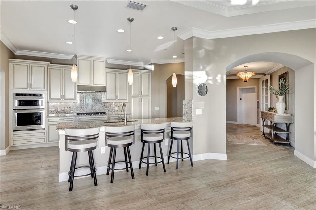 Bonita Springs, Florida 34134, United States, 3 Bedrooms Bedrooms, ,4 BathroomsBathrooms,Residential,Pending,23530