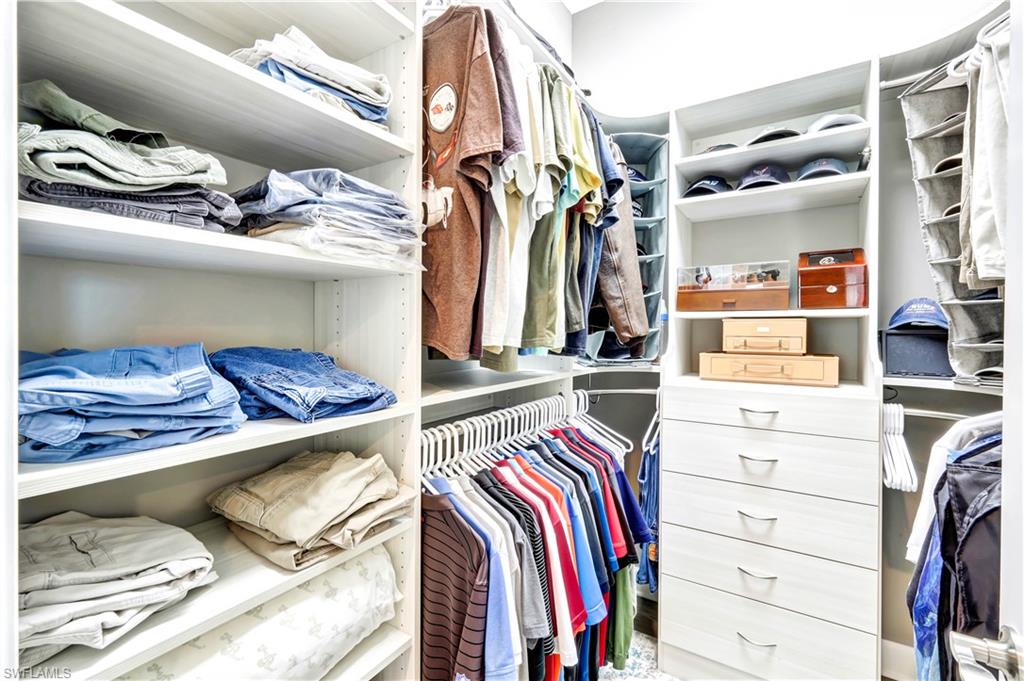 Estero, Florida 33928, United States, 3 Bedrooms Bedrooms, ,3 BathroomsBathrooms,Residential,Active,92981