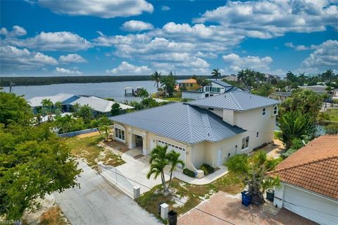 9 Glenview Manor DR, Fort Myers Beach, FL 33931 - #: 224042986