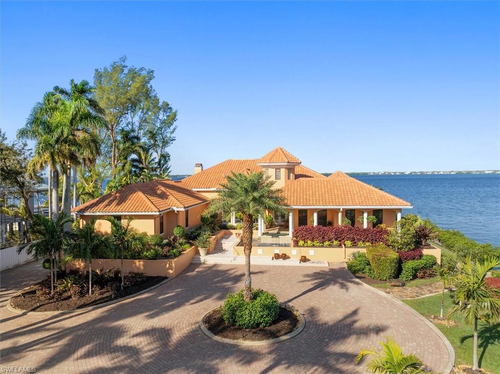 2600 McGregor BLVD