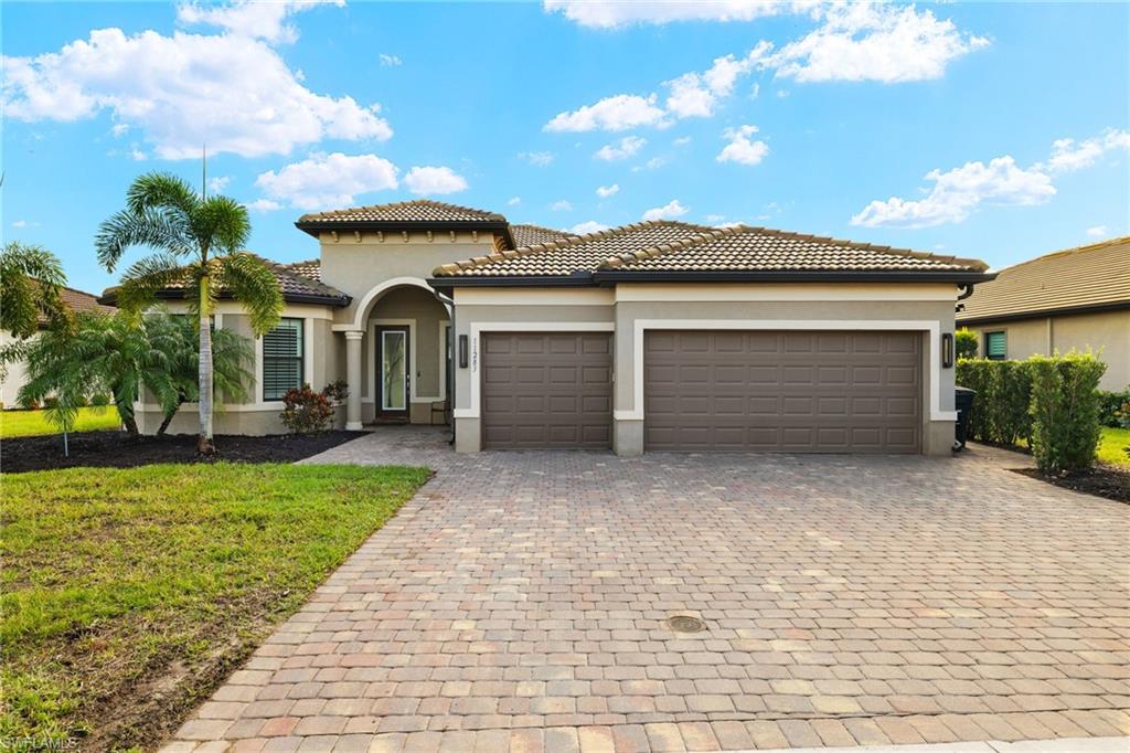 11283 Thurston Chase