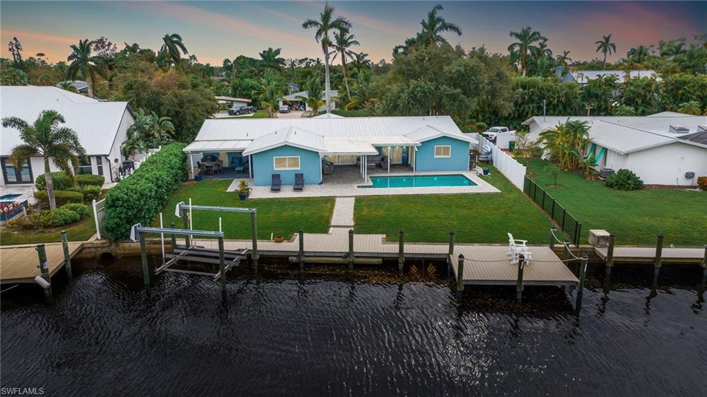 541 Bayside DR