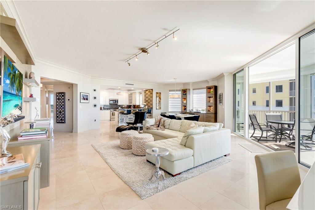 4761 West Bay BLVD 601