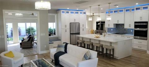 12371 McGregor Palms DR FORT MYERS FL 33908