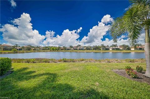 10486 Winged Elm LN FORT MYERS FL 33913