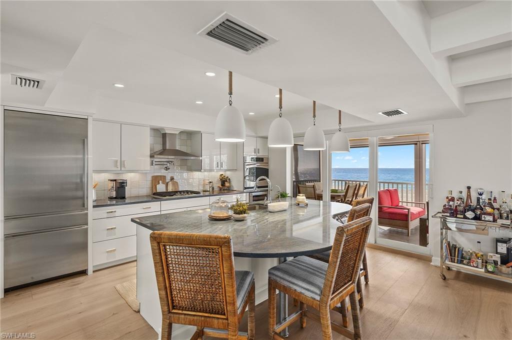 1 Sunset Captiva LN