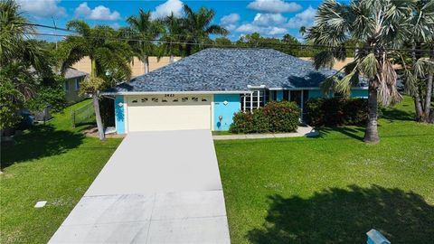 2423 Everest PKWY, Cape Coral, FL 33904 - #: 224030446