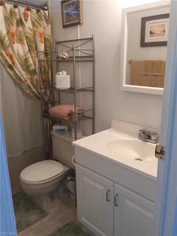 Naples, Florida 34104, United States, 2 Bedrooms Bedrooms, ,2 BathroomsBathrooms,Residential,Pending,121699