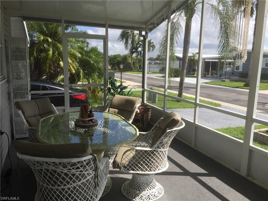 Naples, Florida 34104, United States, 2 Bedrooms Bedrooms, ,2 BathroomsBathrooms,Residential,Pending,121699