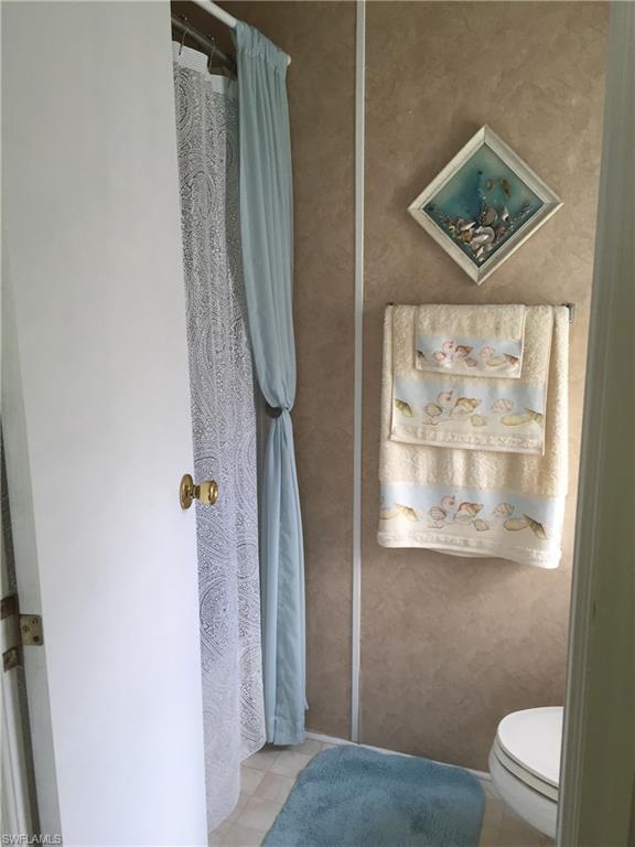 Naples, Florida 34104, United States, 2 Bedrooms Bedrooms, ,2 BathroomsBathrooms,Residential,Pending,121699