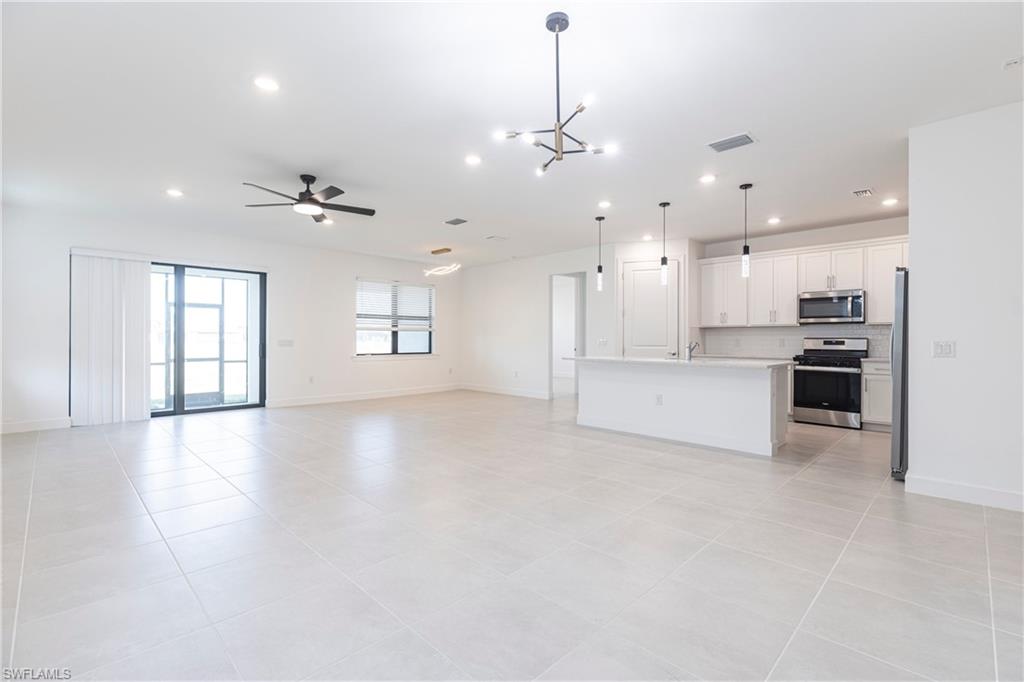 20198 Hartford BLVD