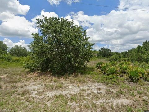 2708 74th ST W LEHIGH ACRES FL 33971