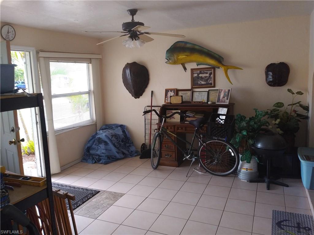 4937 Victoria DR