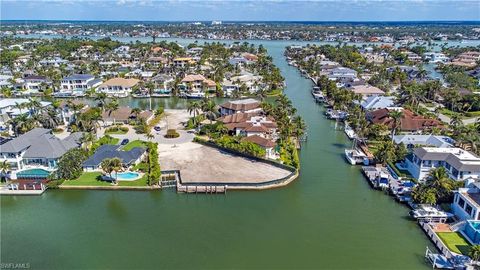 2020 5th ST S NAPLES FL 34102