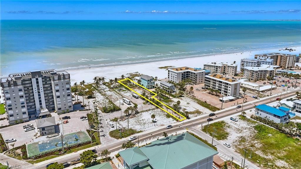 2686 Estero BLVD