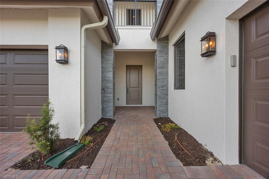 5243 Karlia DR