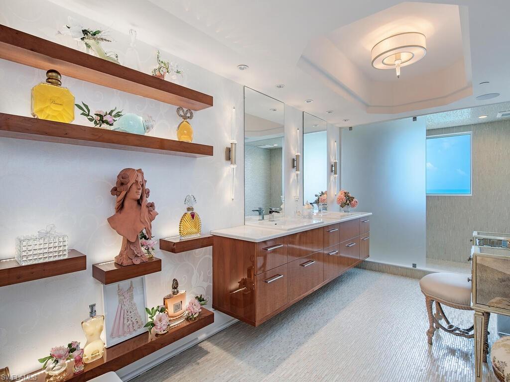 Naples, Florida 34108, United States, 3 Bedrooms Bedrooms, ,4 BathroomsBathrooms,Residential,Active,157634