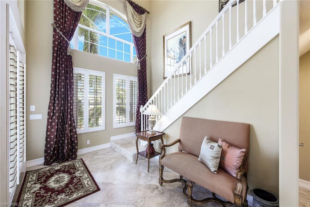 71 Hickory CT