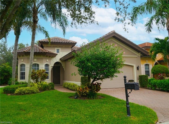 12603 GRANDEZZA CIR, ESTERO, FL 33928 - Image 94b2a7e9893eb68e51975f237ce1fb5e/203073545