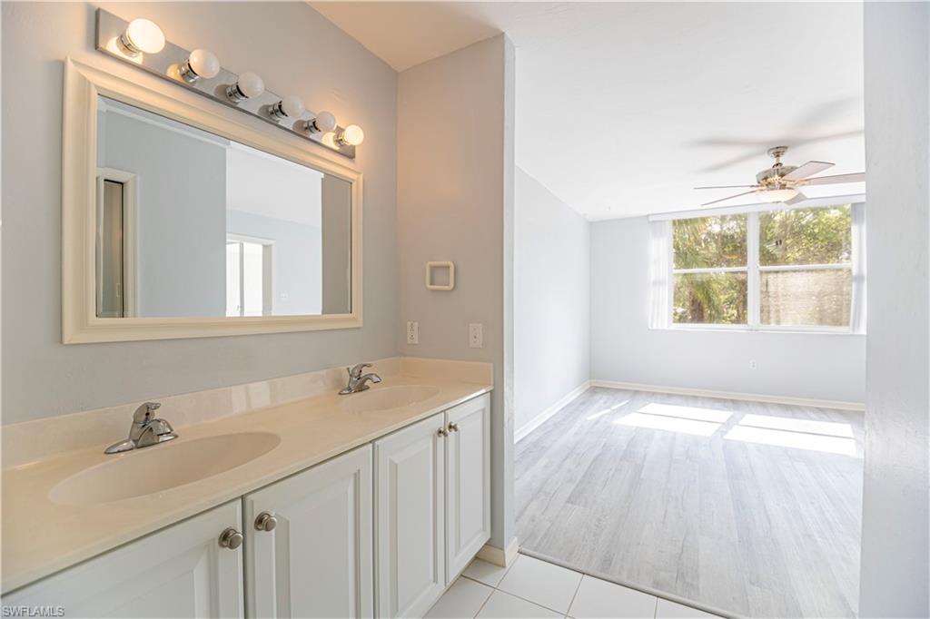 Naples, Florida 34110, United States, 2 Bedrooms Bedrooms, ,2 BathroomsBathrooms,Residential,Active,15780