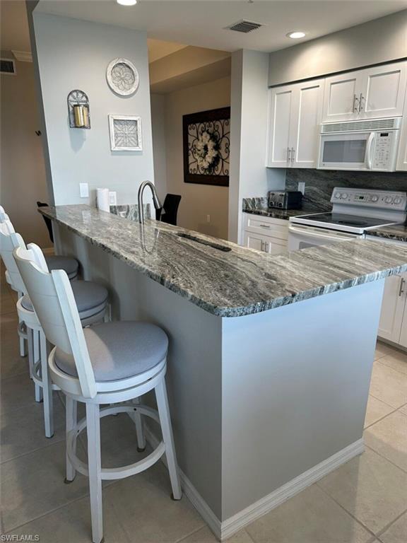 10470 Washingtonia Palm WAY 1217