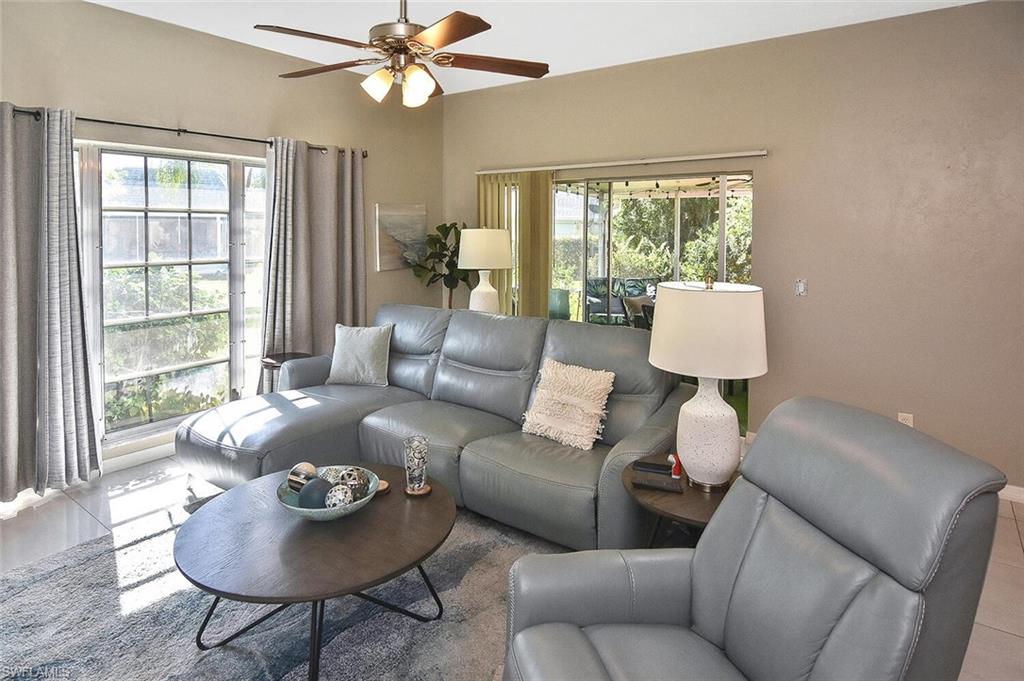 4 Park Lane CIR